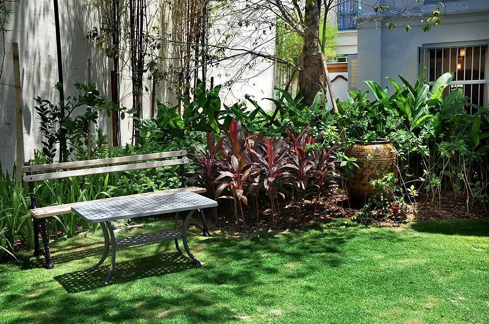 23 Love Lane Hotel George Town