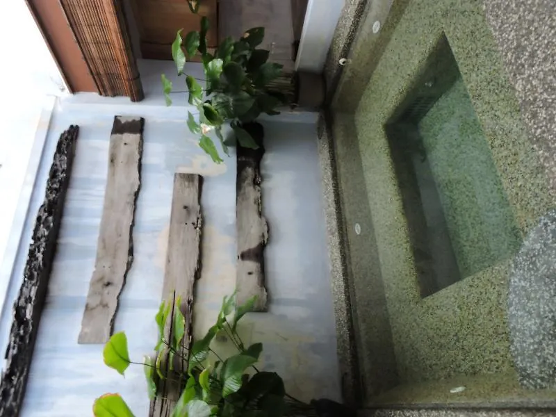 23 Love Lane Hotel George Town